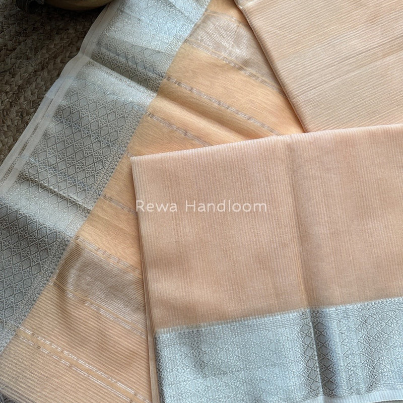 Maheshwari 75% Silk Peach Saree SS012
