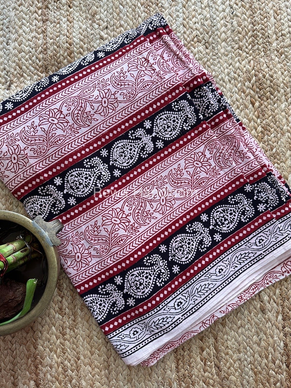 White-Red Bagh Suit With Maheshwari Dupatta BSMD04
