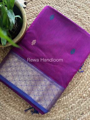  Zari Butti ~ Maheshwari Saree