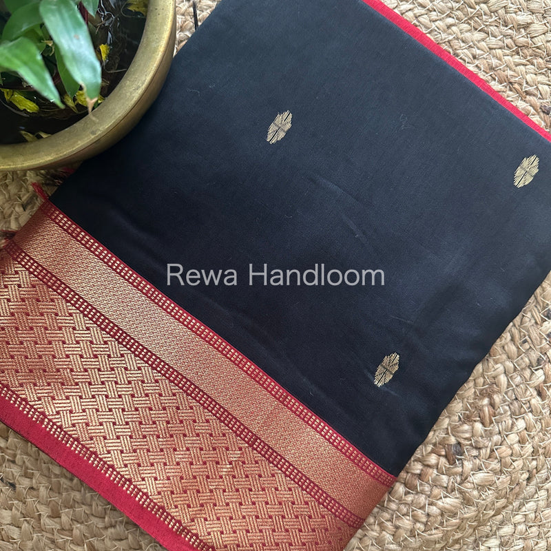Black Zari Butti Maheshwari Saree JBS04