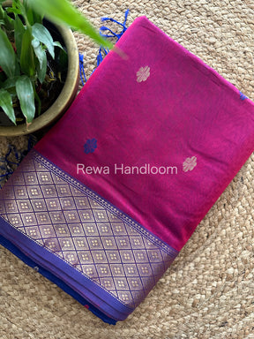  Zari Butti ~ Maheshwari Saree