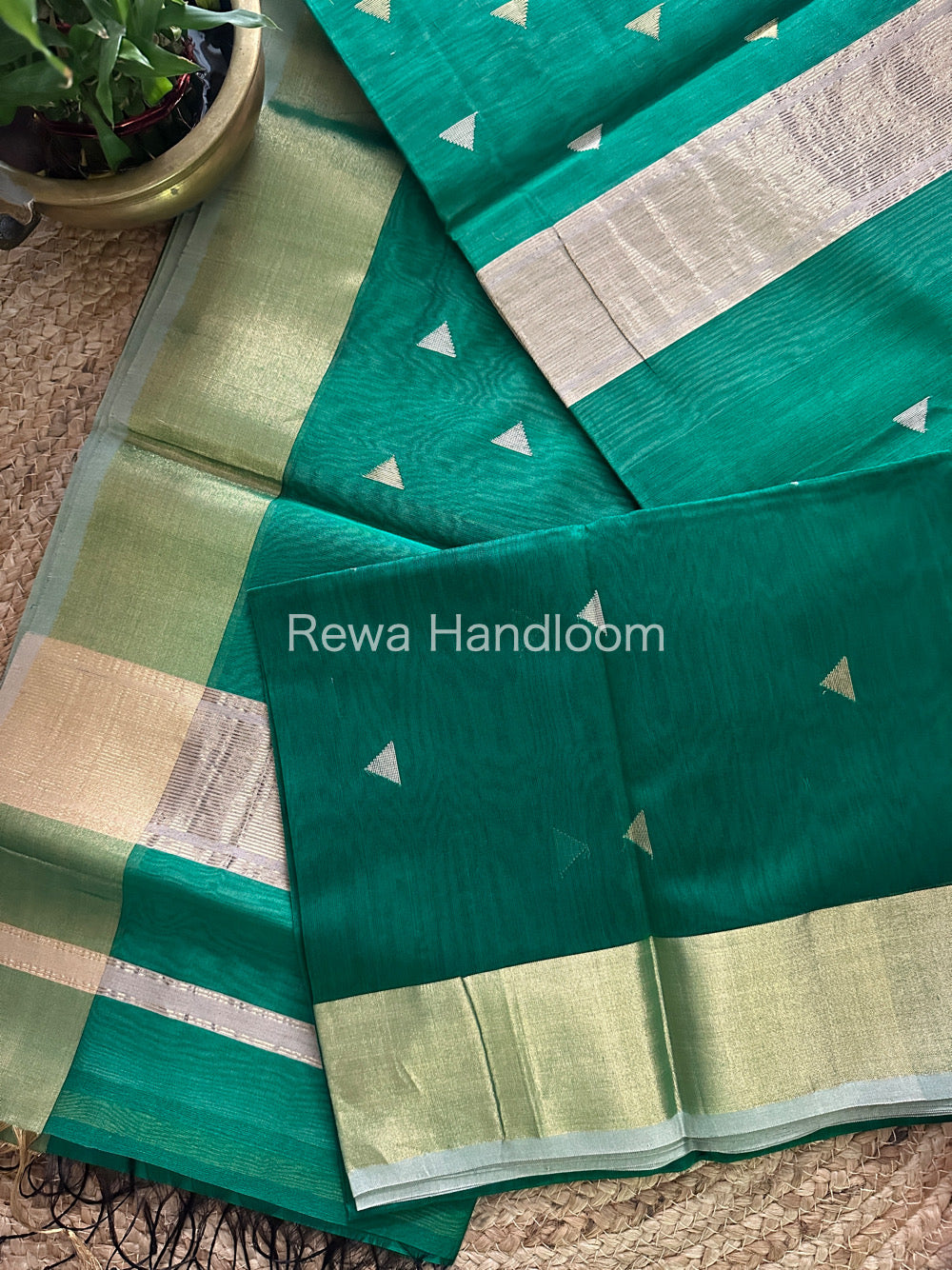 Green Zari Butti ~ Maheshwari Saree-SB07