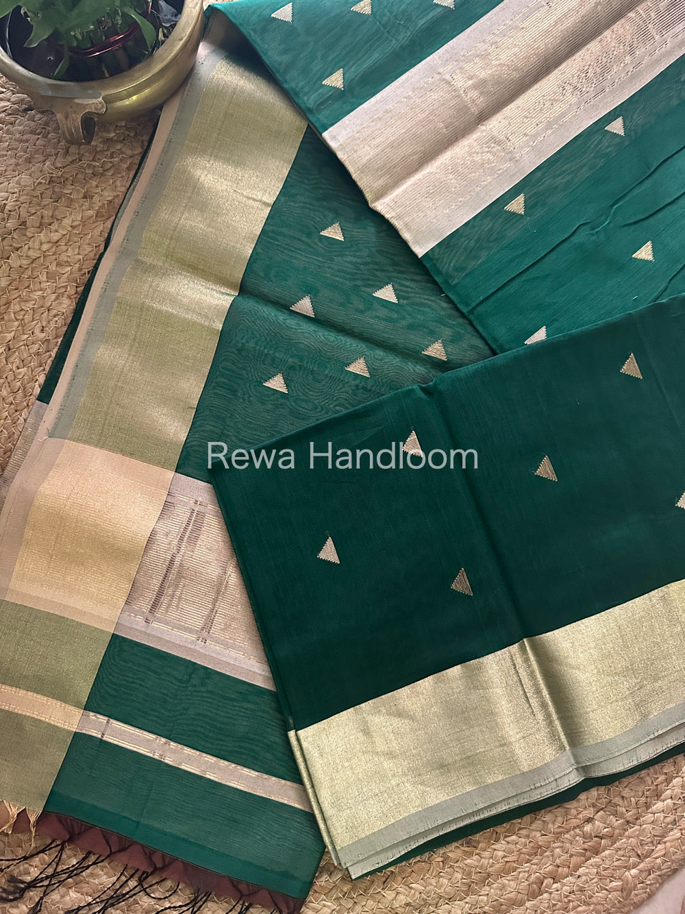 Bottle Green Zari Butti ~ Maheshwari Saree-SB18