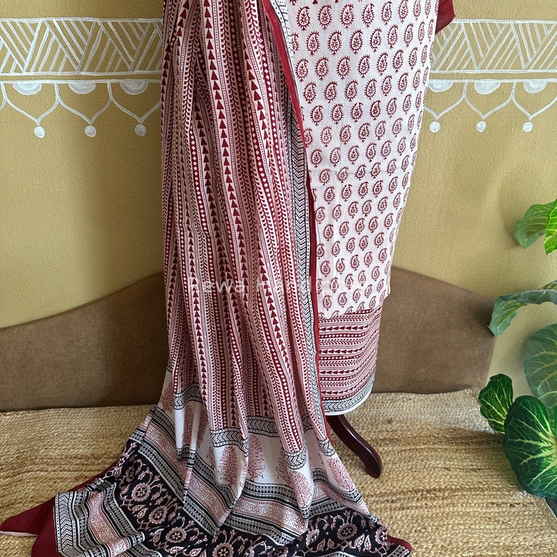 White-Red Bagh Print Cotton Suit BCSP0124