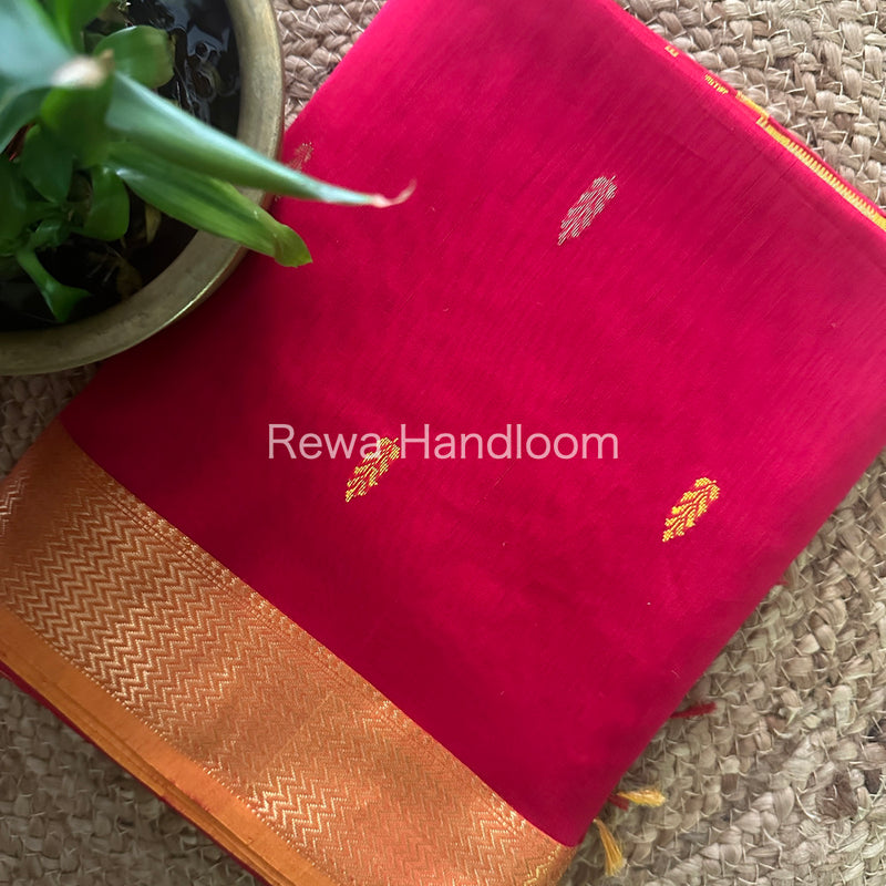  Zari Butti ~ Maheshwari Saree