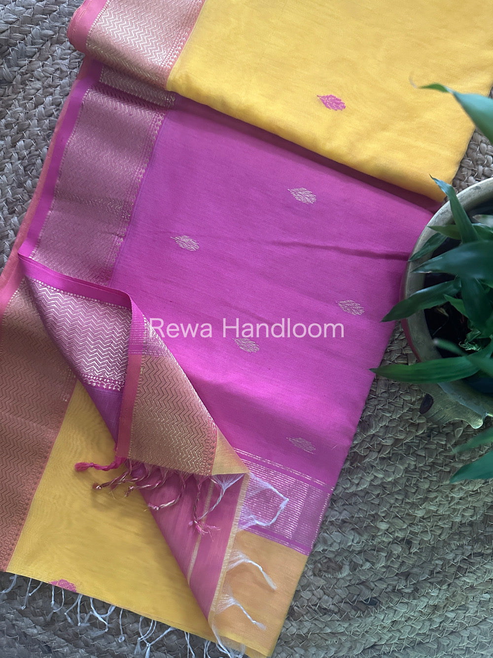 Yellow Zari Butti ~ Maheshwari Saree-PTB070