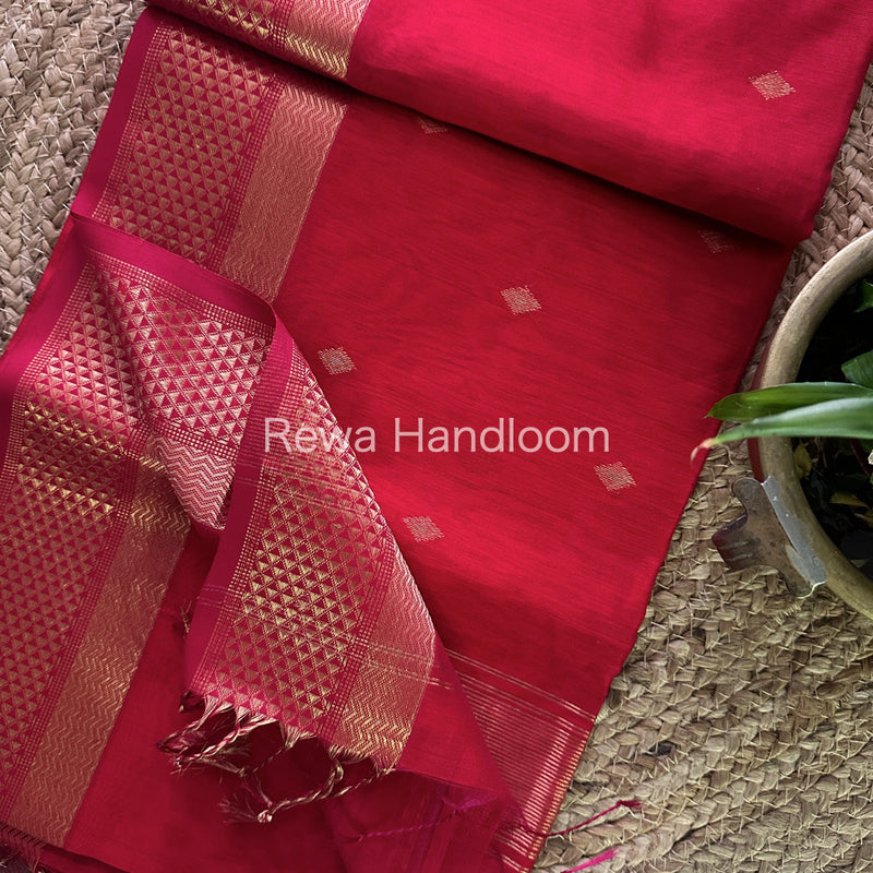 Red Zari Butti ~ Maheshwari Saree-PTB089