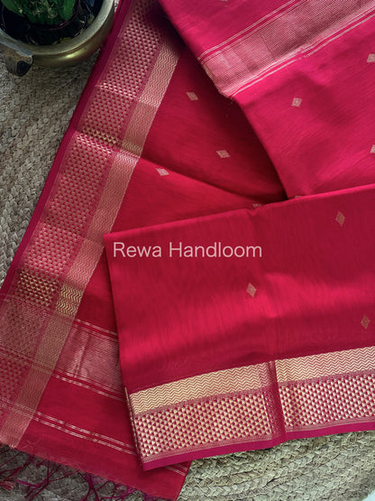 Red Zari Butti ~ Maheshwari Saree-PTB089