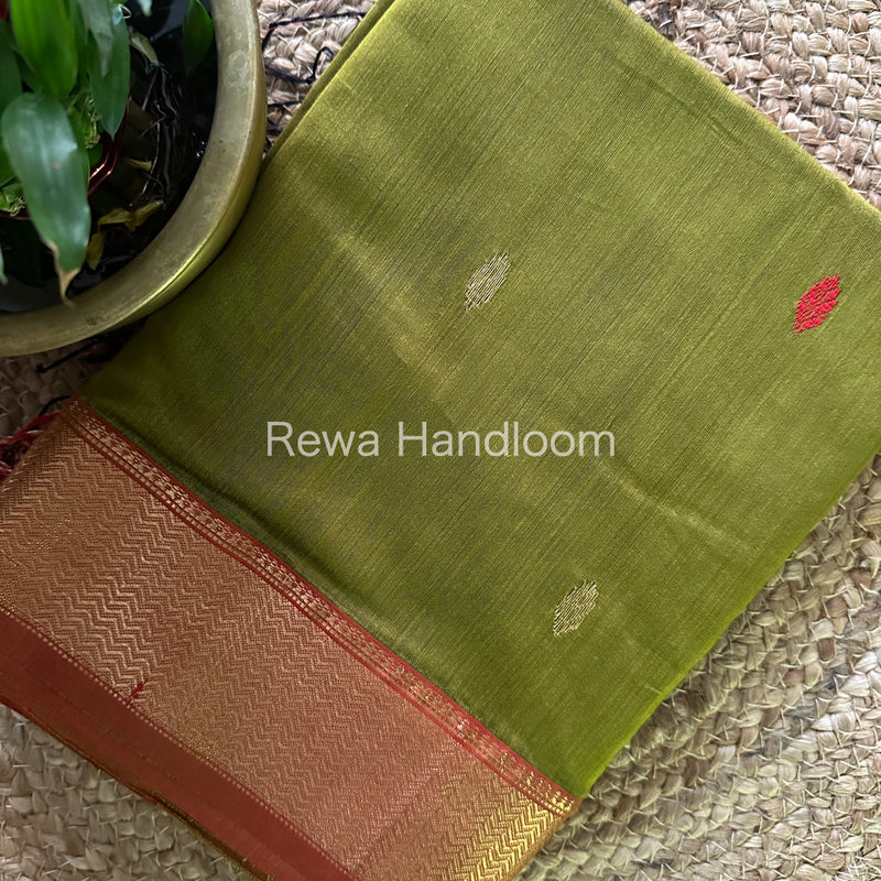  Zari Butti ~ Maheshwari Saree