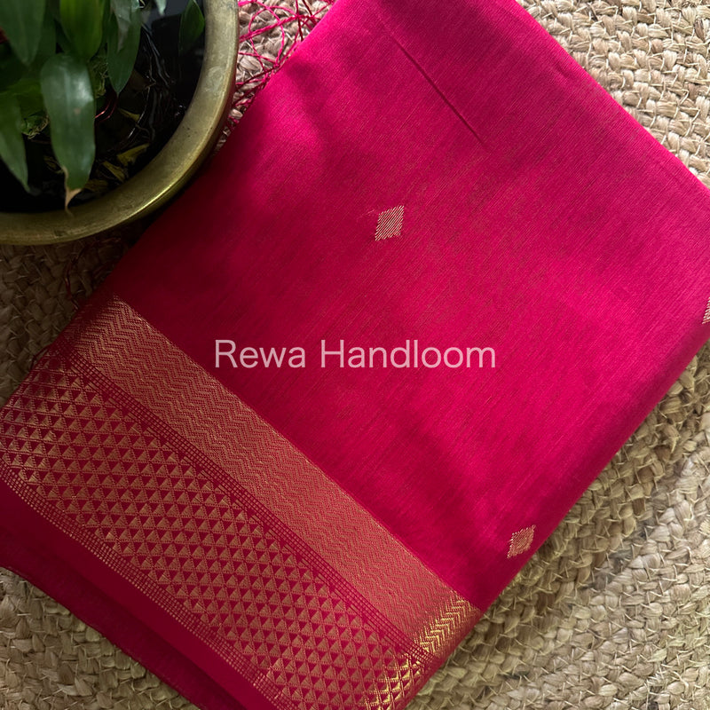  Zari Butti ~ Maheshwari Saree
