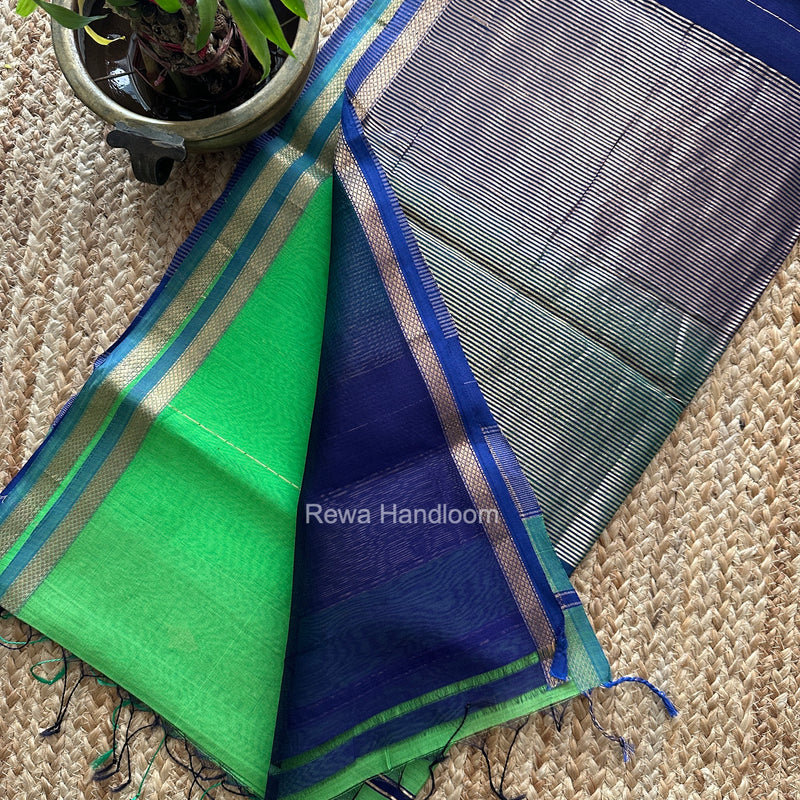 Parrot Green Lining Butti Shaded Maheshwari Saree SBS0146