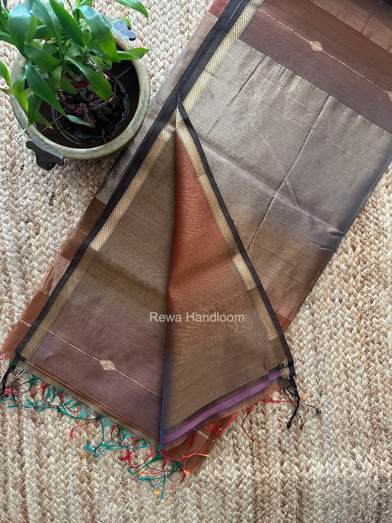 Light Brown Lining Butti Shaded Maheshwari Saree SBS0136