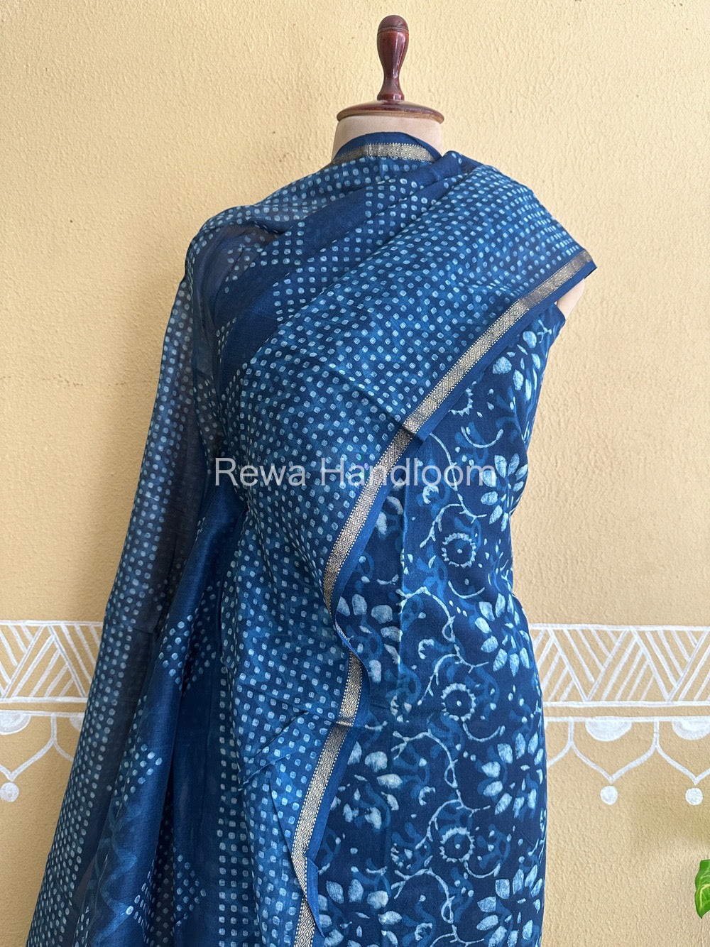 Maheshwari Indigo Print Suit IG10