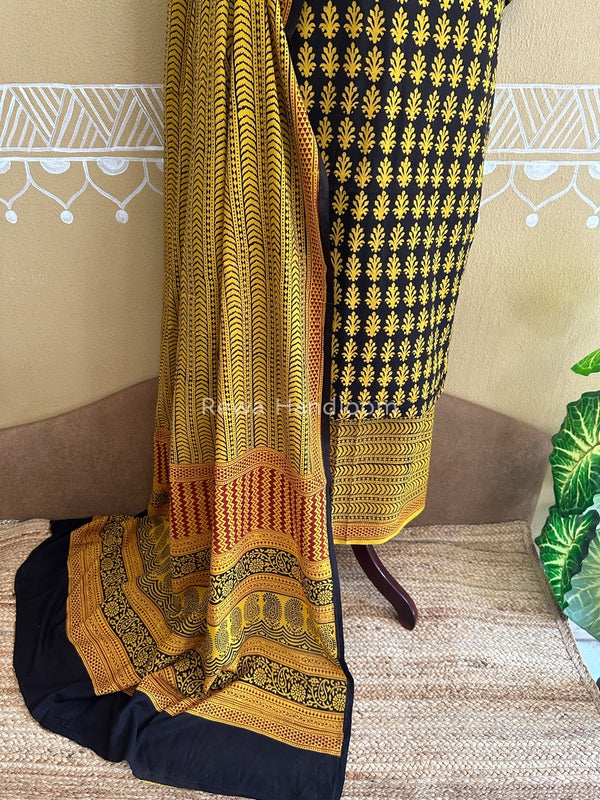 Black-Yellow Bagh Print Cotton Suit BCSP0135