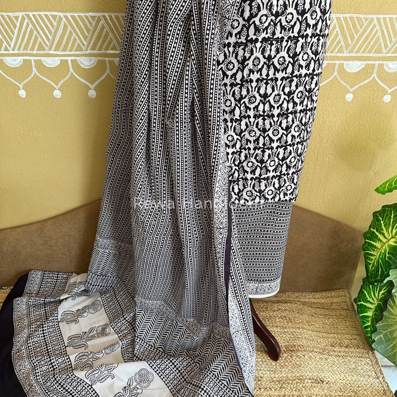 White-Black Bagh Print Cotton Suit BCSP087