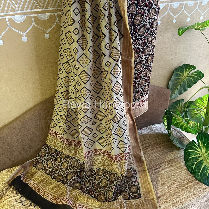 Maheshwari Black-Beige Bagru Printed Dress Material BTP126