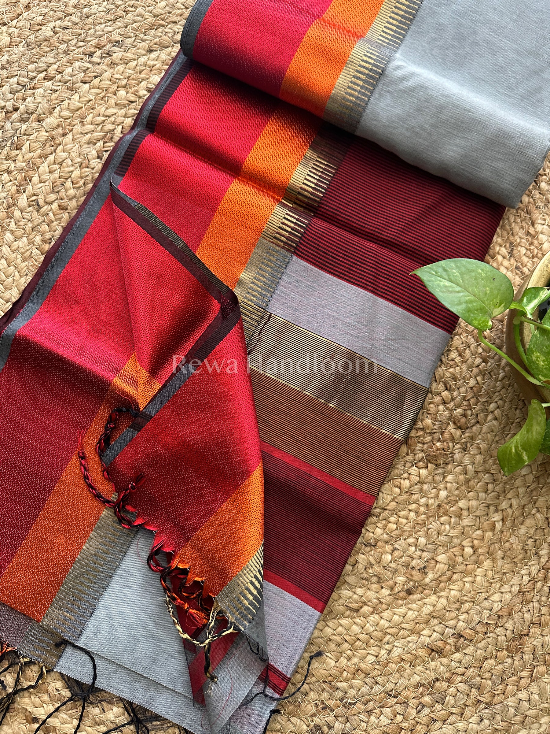 Maheshwari Grey Multicolor Border Saree- MB05