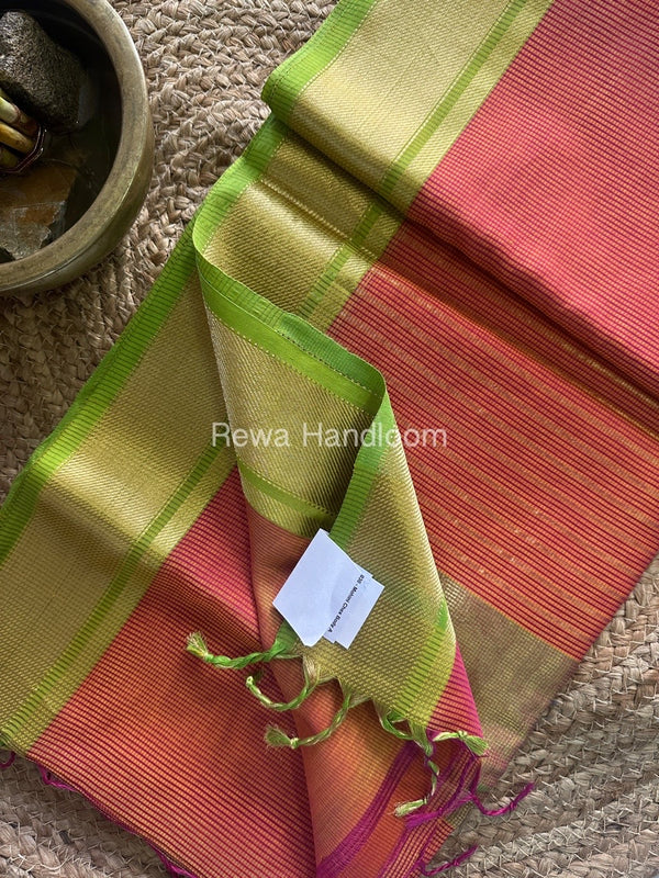 Exclusive Maheswari Self Checks Saree