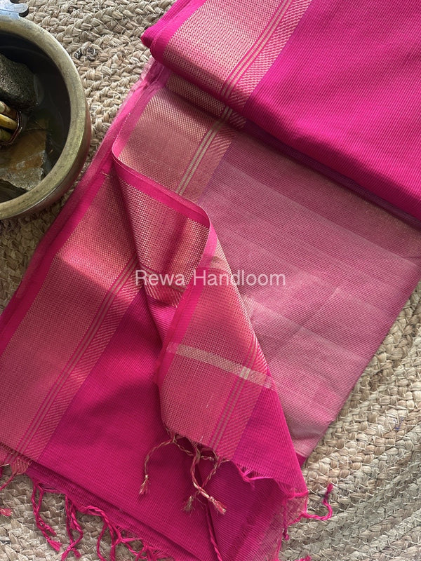 Exclusive Maheswari Self Checks Saree