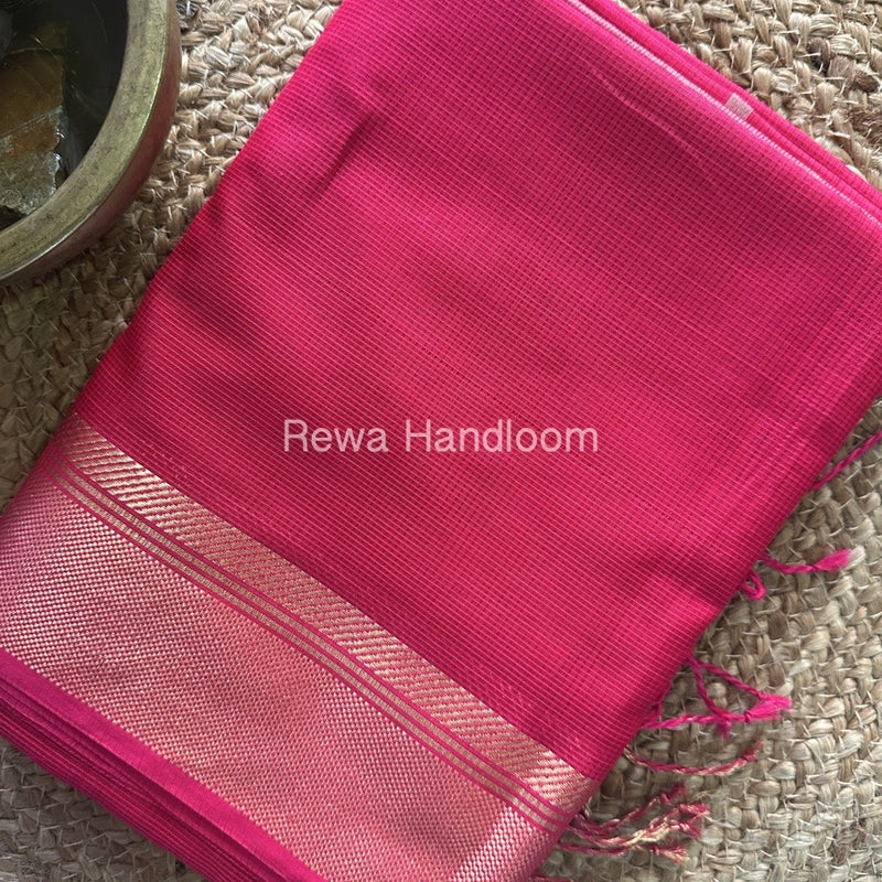 Exclusive Maheswari Self Checks Red Saree MCS061