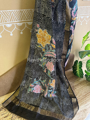 Maheshwari Black Batik Printed Dress Material BTP123