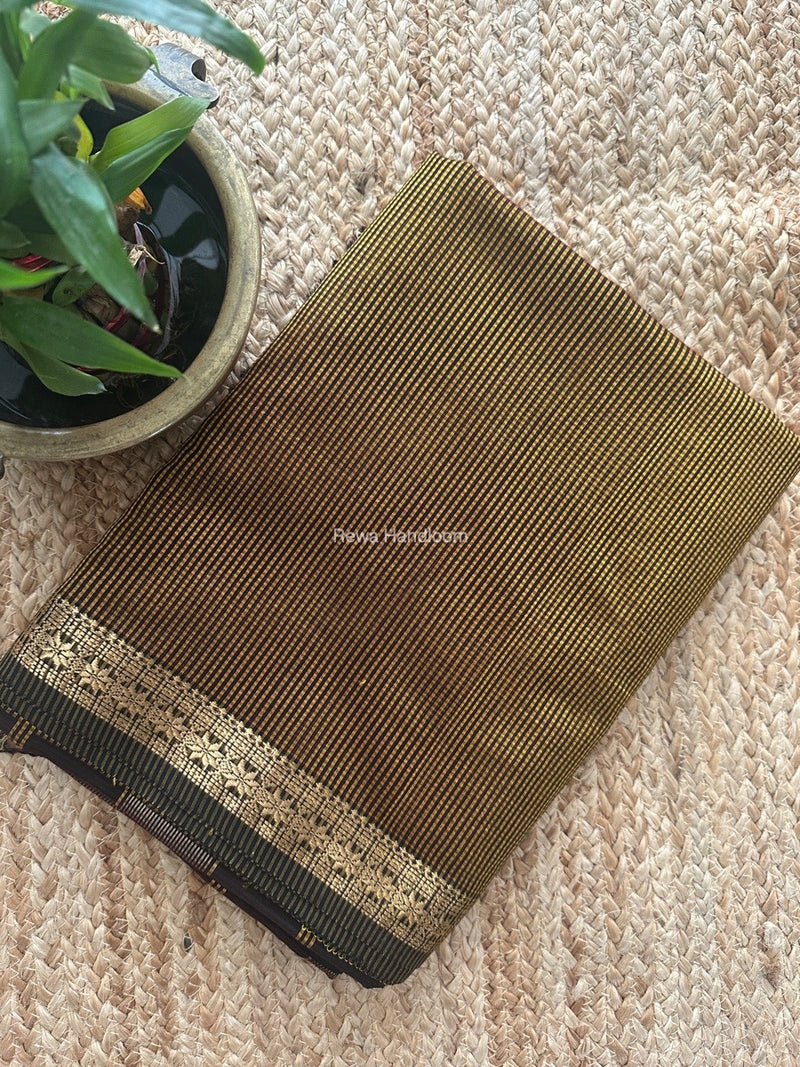 Maheshwari Golden Yellow Garbha Reshami Silk Saree GS255