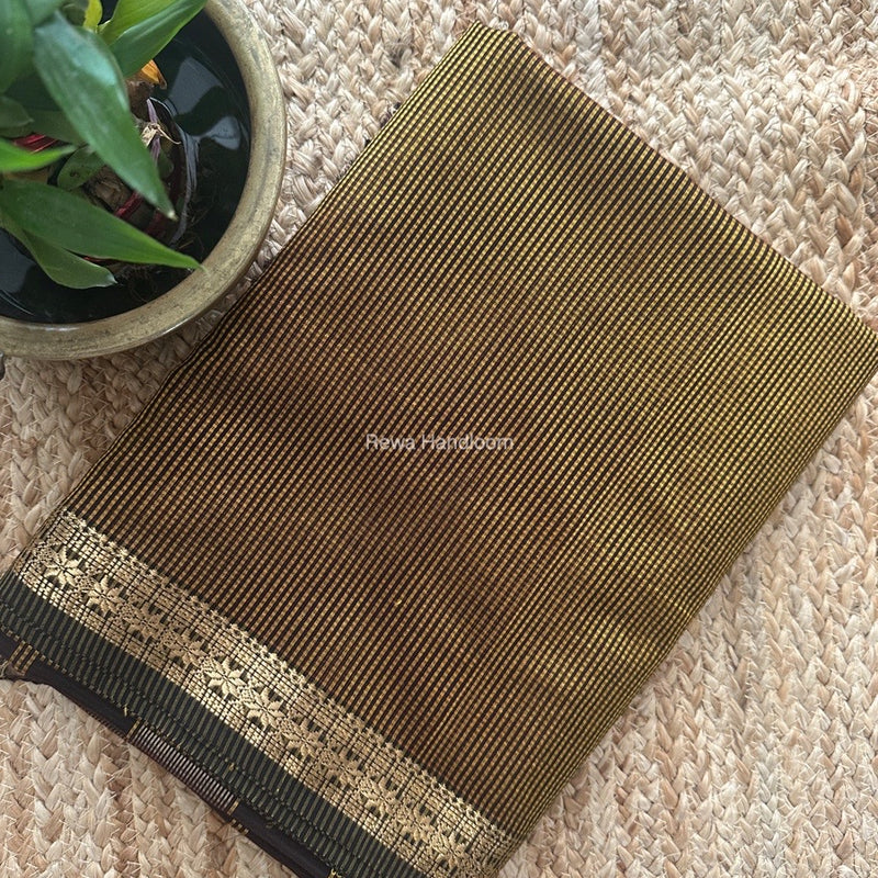 Maheshwari Golden Yellow Garbha Reshami Silk Saree GS255