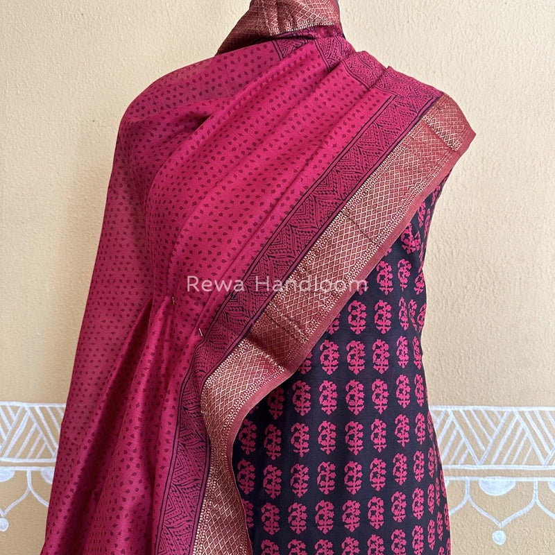Maheshwari Black-Rani Pink Bagh Print Suit BSP0110