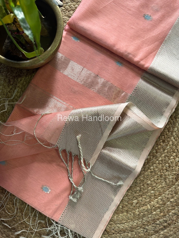 Maheshwari Silver Butti Saree