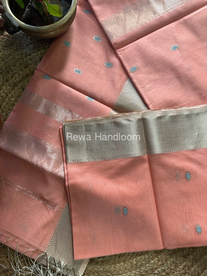 Maheshwari Silver Butti Saree