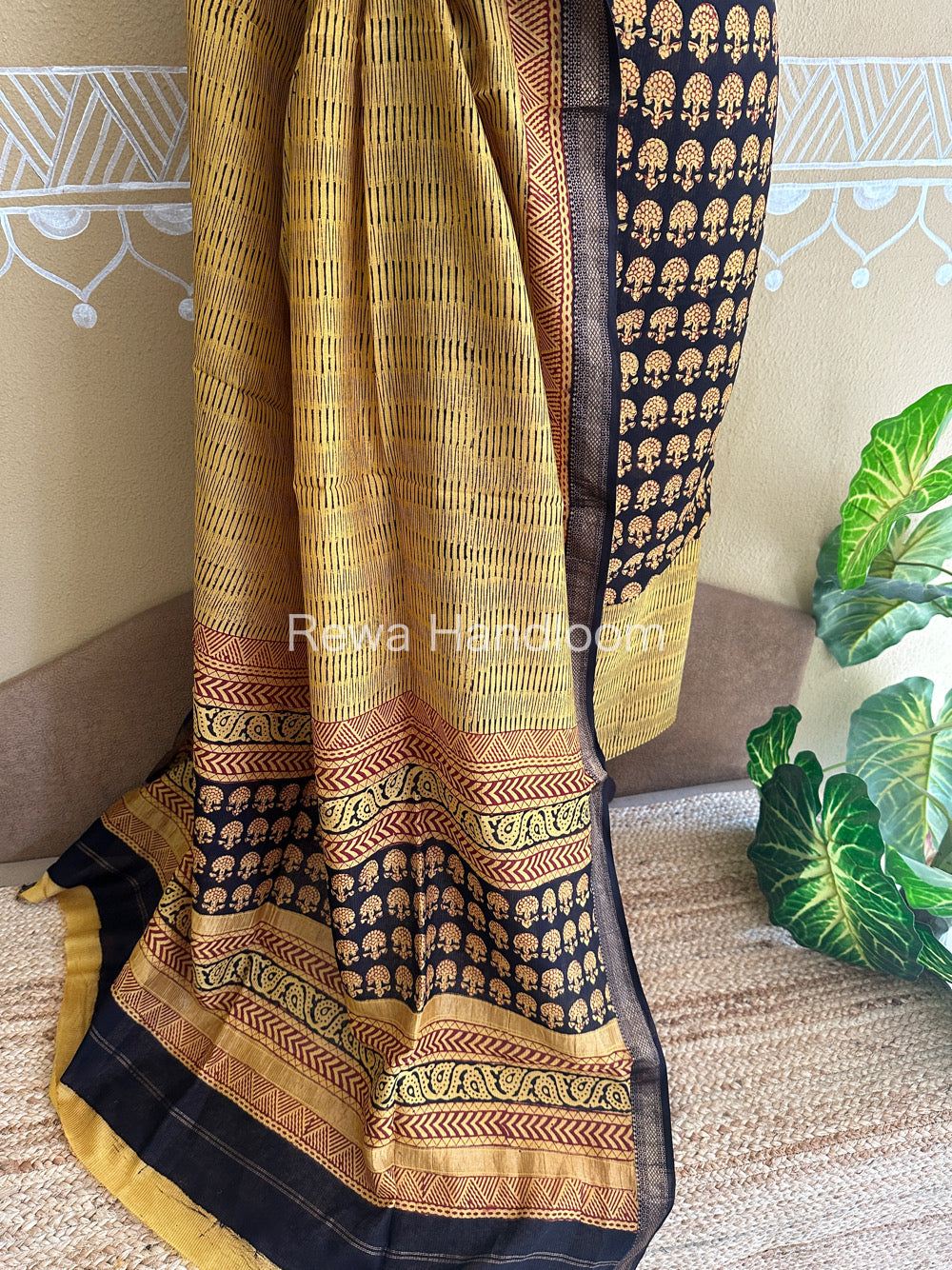 Maheshwari Black-Yellow Bagh Print Suit BSP049