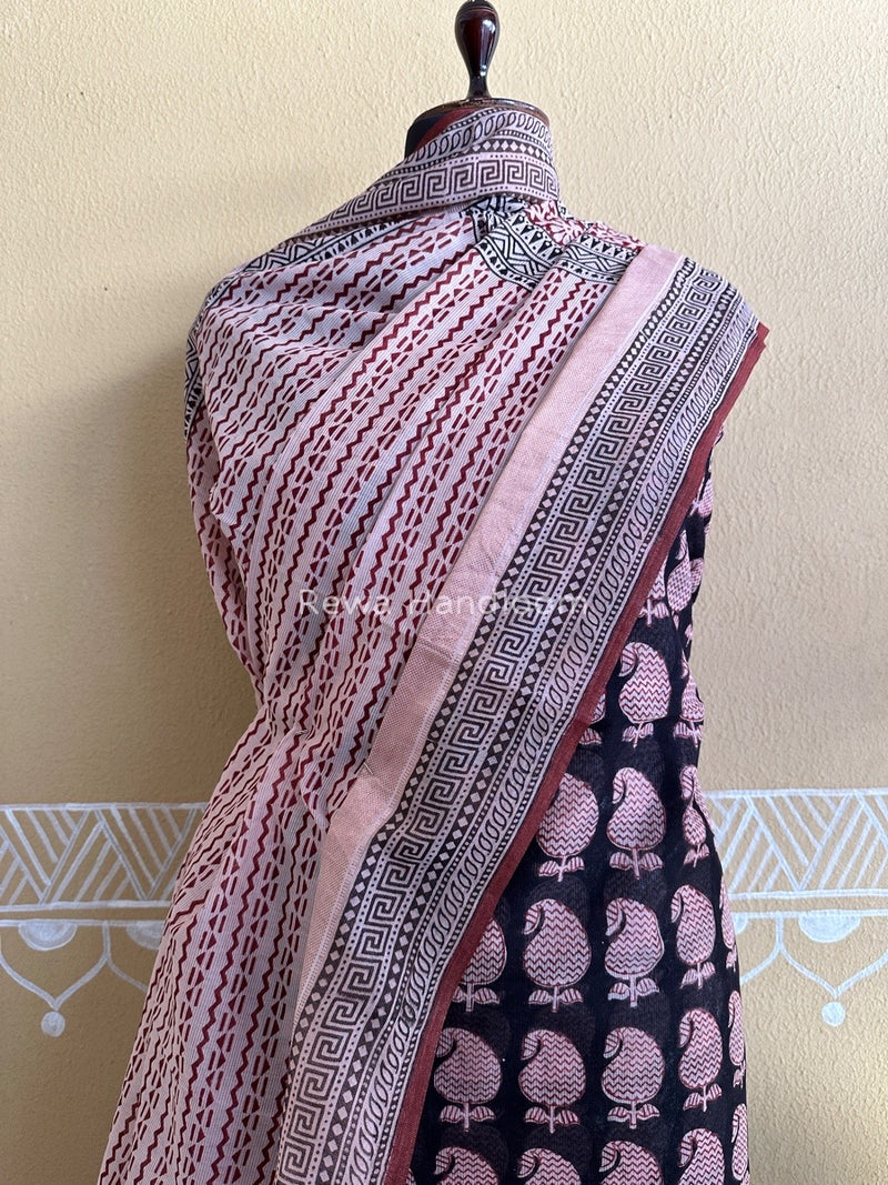 Maheshwari Black-Off White Bagh Print Suit BSP0125