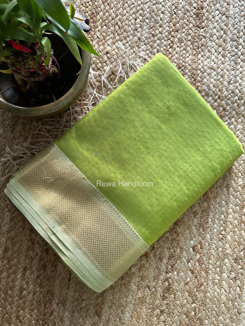 Maheshwari Parrot Green Zari Checks Saree ZCHX500