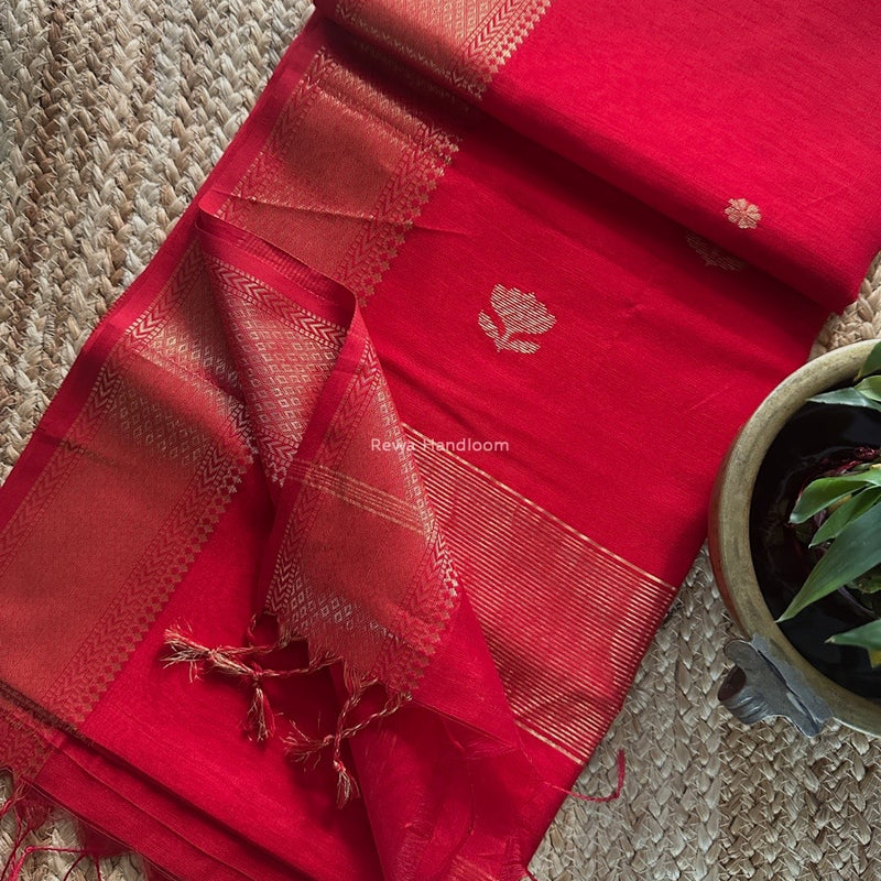 Butta Zari Border Maheshwari Saree
