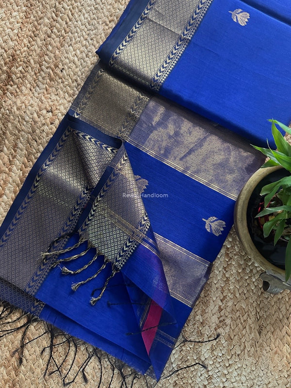 Butta Zari Border Maheshwari Saree