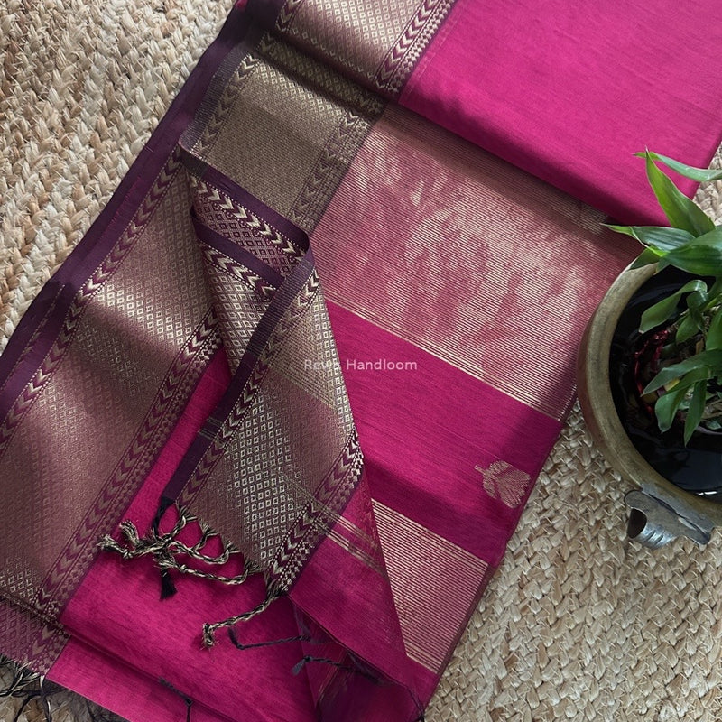 Butta Zari Border Maheshwari Saree 