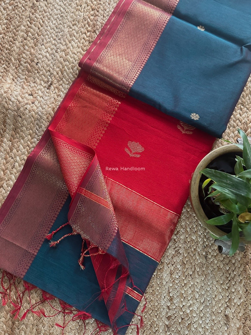 Butta Zari Border Maheshwari Saree 