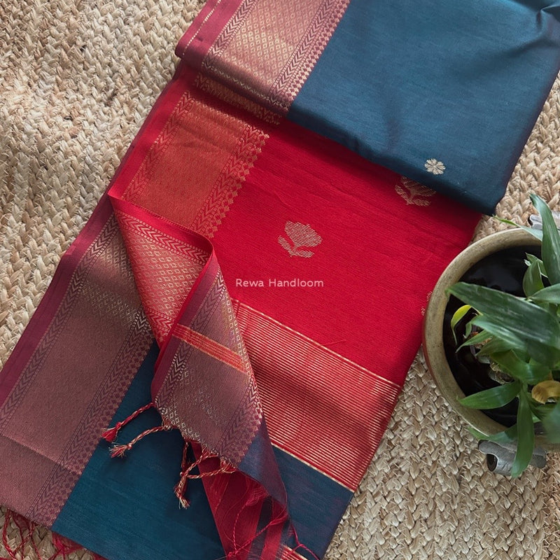 Butta Zari Border Maheshwari Saree 