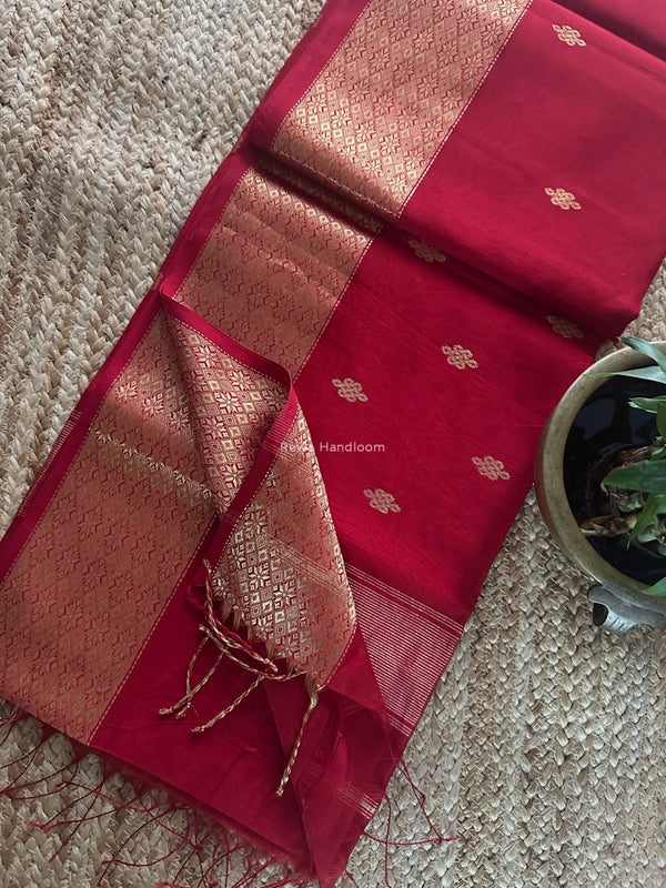 Maheshwari Flower Butti Saree
