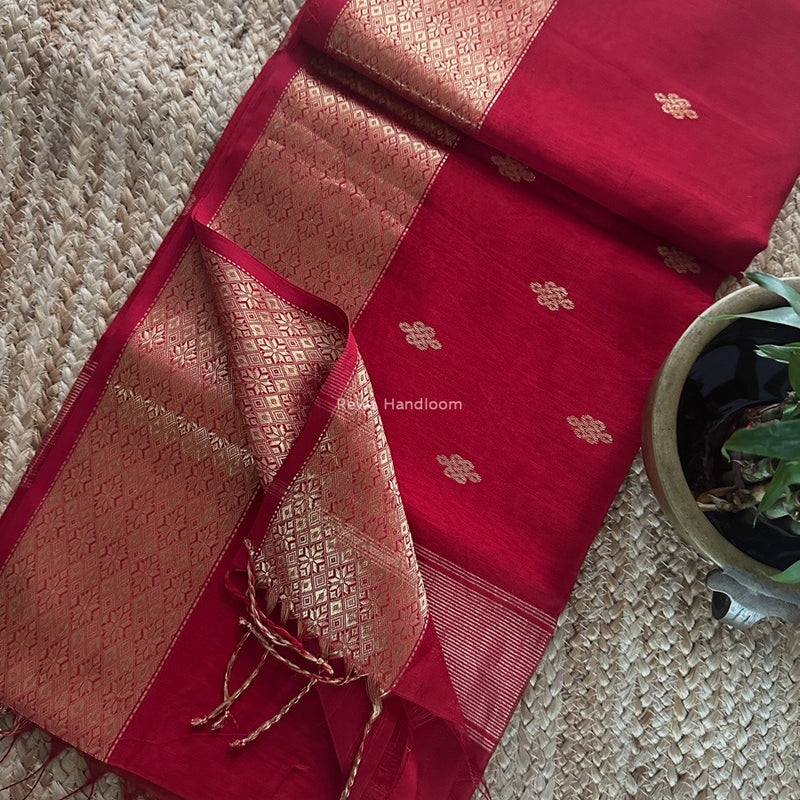 Maheshwari Flower Butti Saree