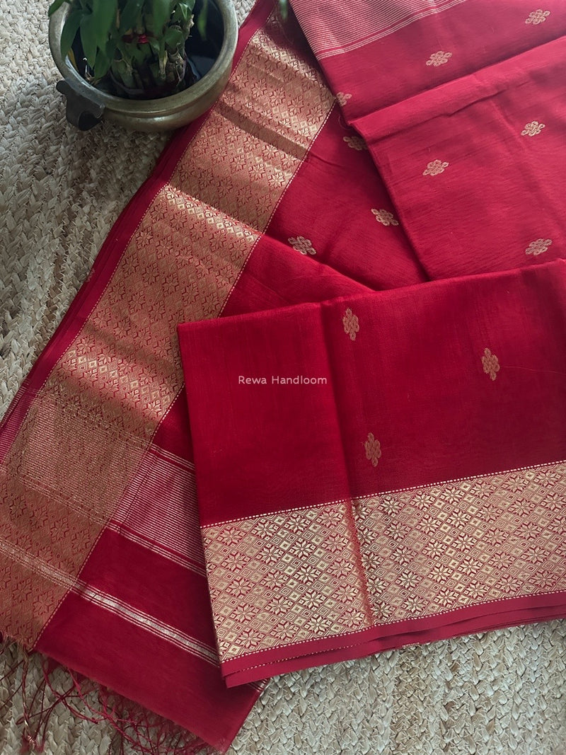 Flower Butti Saree