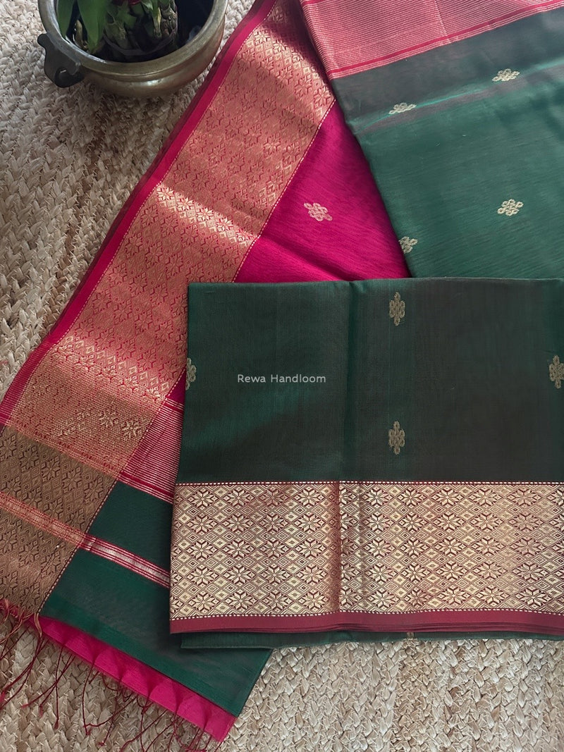 Flower Butti Saree