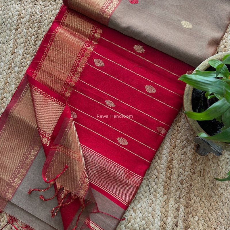 Maheshwari Flower Butti Saree