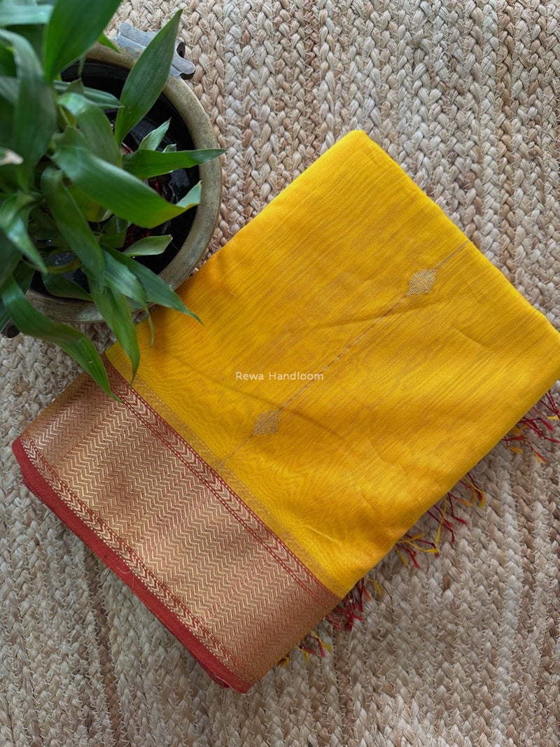 Maheshwari Golden Yellow Sheded Butti Saree SBBS011