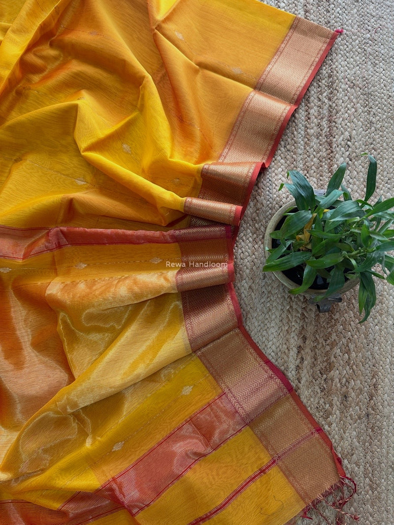 Maheshwari Golden Yellow Shaded Butti Saree SBBS011