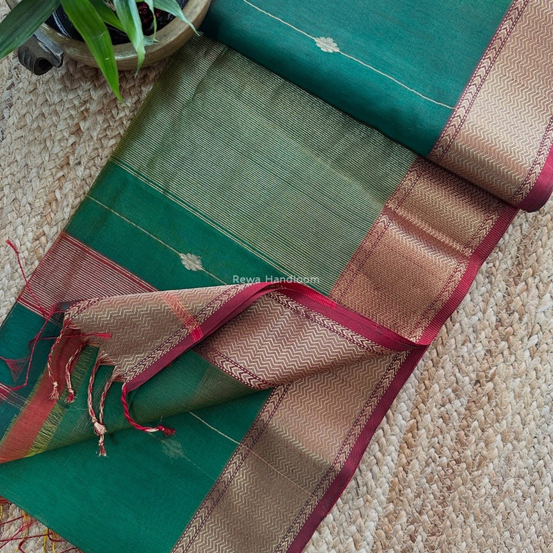 Maheshwari Shaded Butti Saree