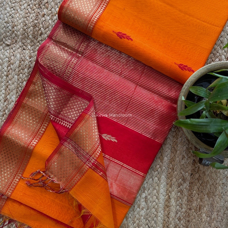 Maheshwari Shaded Butti Saree