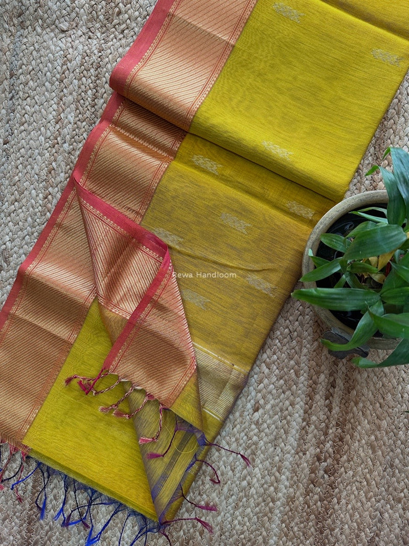 Maheshwari Shaded Butti Saree