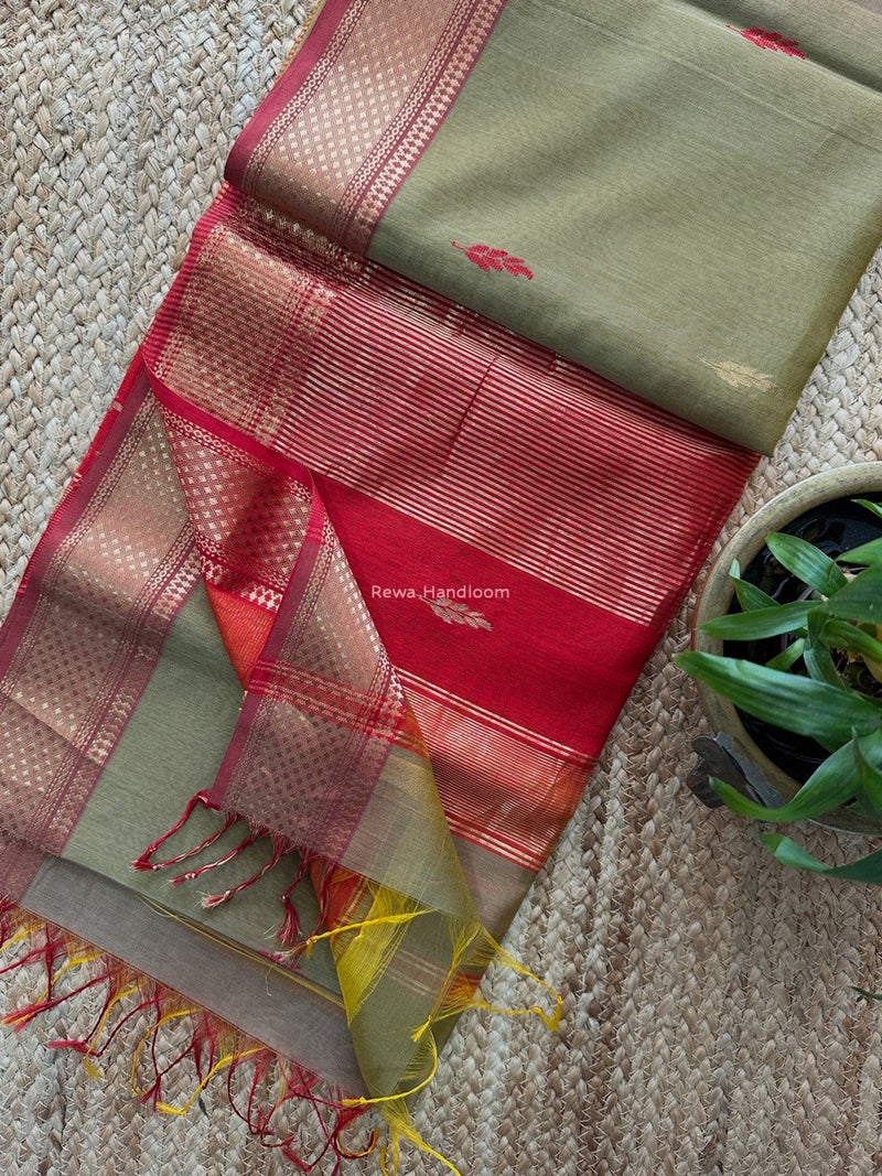 Maheshwari Shaded Butti Saree 