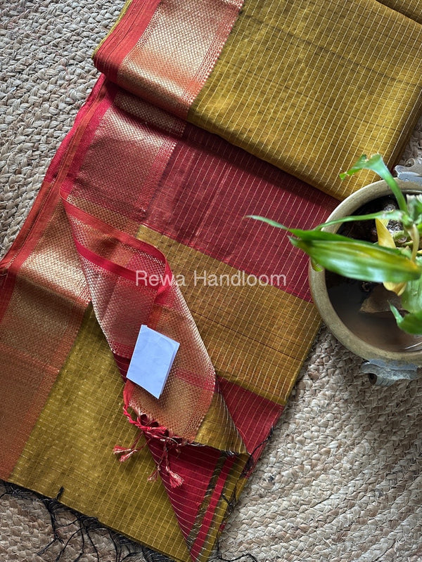 Maheshwari Zari Checks Saree
